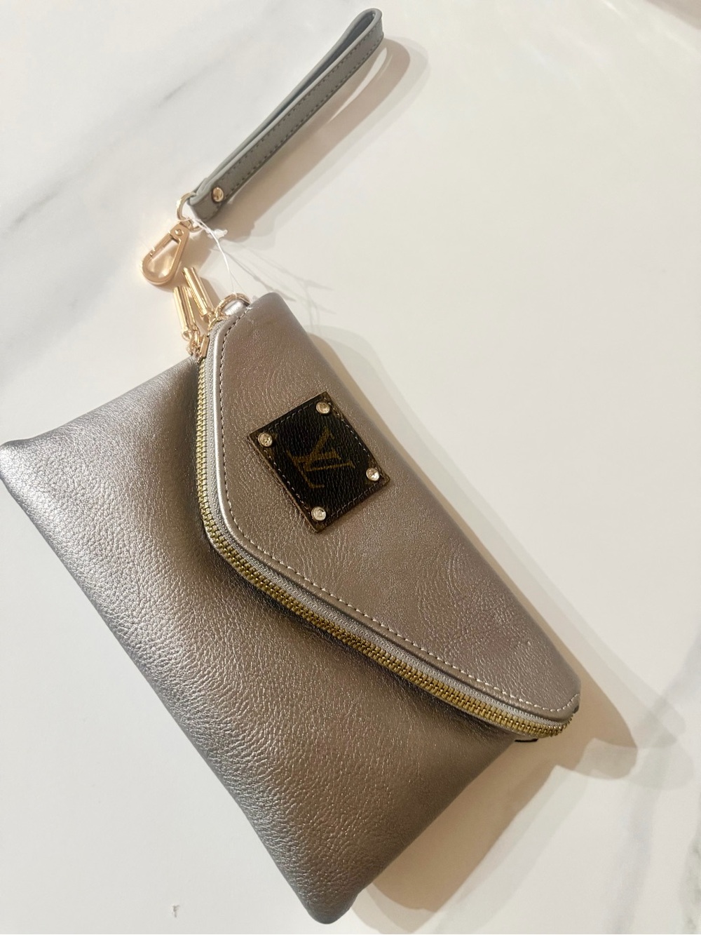 Silver Clutch